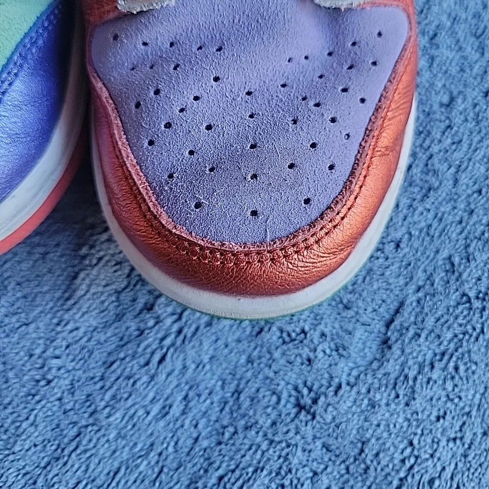 Nike Multicolor Low-Top Sneakers - Picture 12 of 13